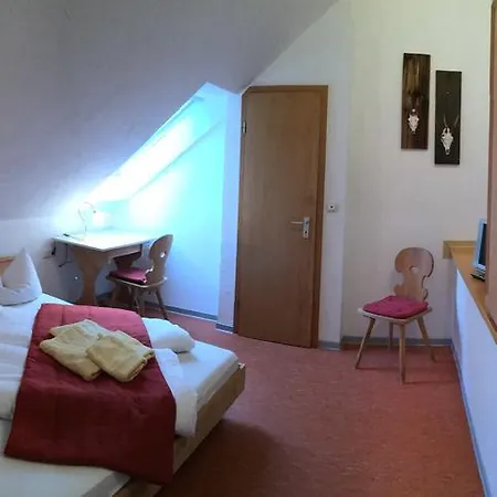 Hotel Schlossgasthof Strasser Zusmarshausen