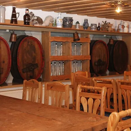 Hotel Schlossgasthof Strasser 3*