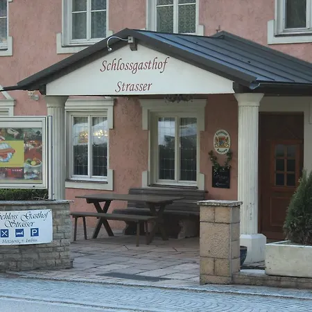 Hotel Schlossgasthof Strasser