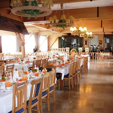Schlossgasthof Strasser Hotel
