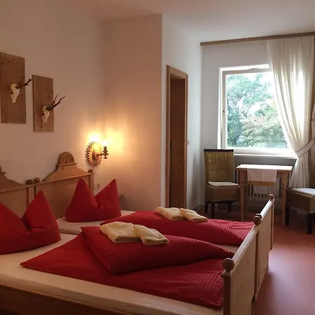 Schlossgasthof Strasser