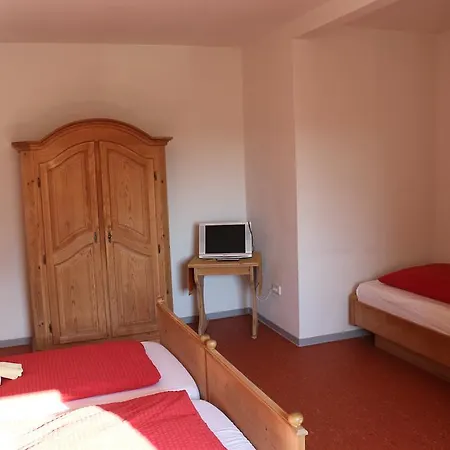 Schlossgasthof Strasser Hotel